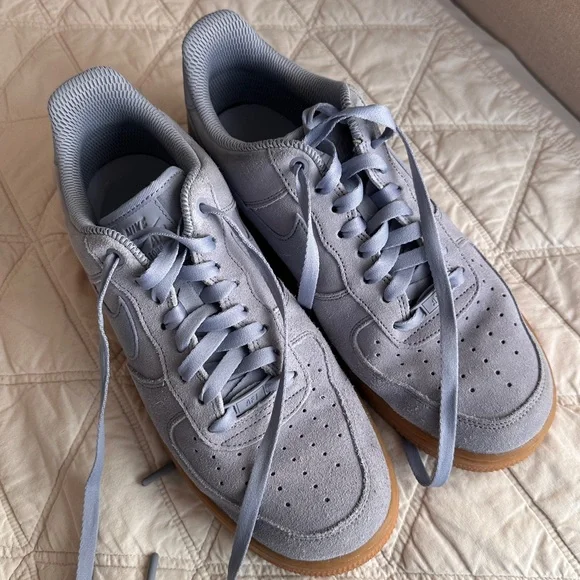 Lavender Nike Air Force 1 Size 10.5 - Picture 2 of 4